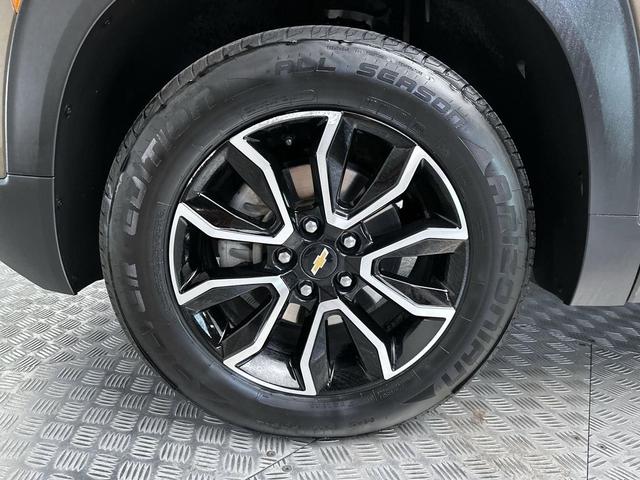 Photo of 2022 Zeus Bronze Metallic Chevrolet Trailblazer