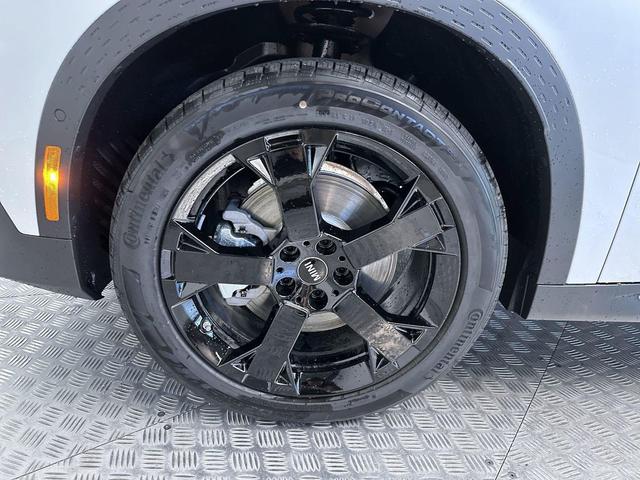 Photo of 2025 Nanuq White Metallic MINI Countryman