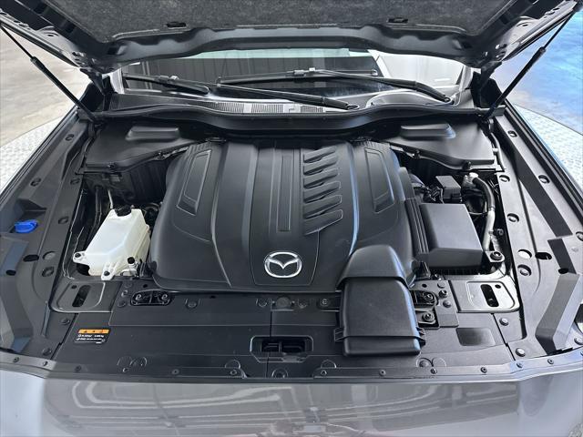 Photo of 2024 Machine Gray Metallic Mazda CX-90