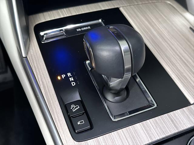 Photo of 2024 Machine Gray Metallic Mazda CX-90