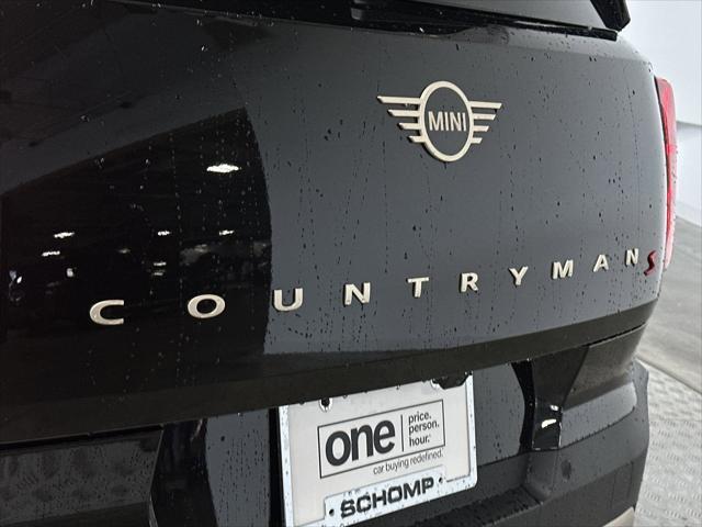 Photo of 2025 Midnight Black II Metallic MINI Countryman