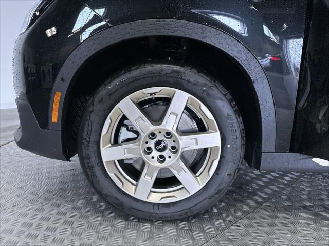 Photo of 2025 Midnight Black II Metallic MINI Countryman