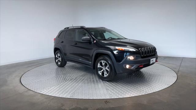 Photo of 2015 Brilliant Black Crystal Pearlcoat Jeep Cherokee