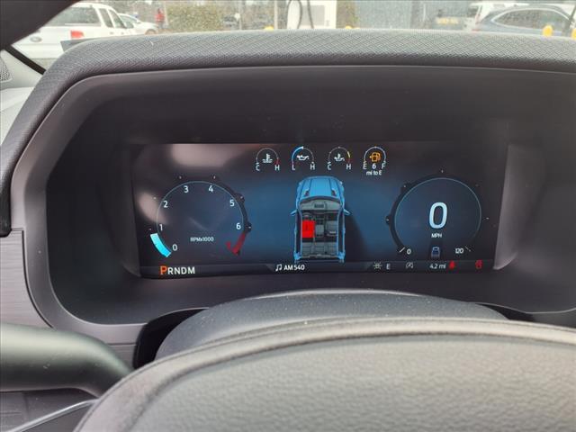 Photo of 2025 Space White Metallic Ford F-150