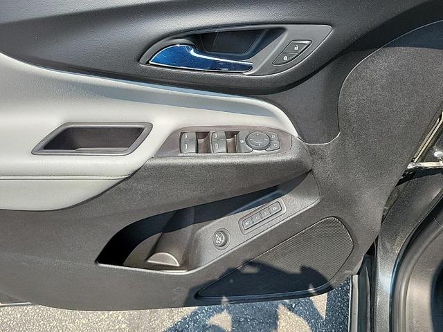 Photo of 2020 Nightfall Gray Metallic Chevrolet Equinox