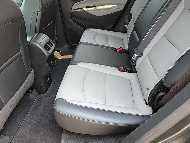 Photo of 2020 Nightfall Gray Metallic Chevrolet Equinox