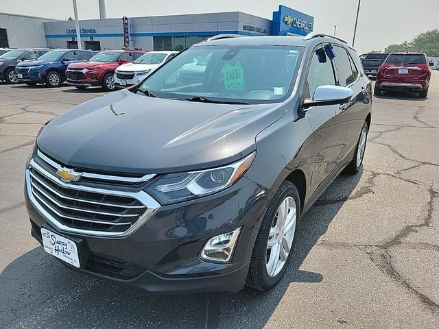 Photo of 2020 Nightfall Gray Metallic Chevrolet Equinox