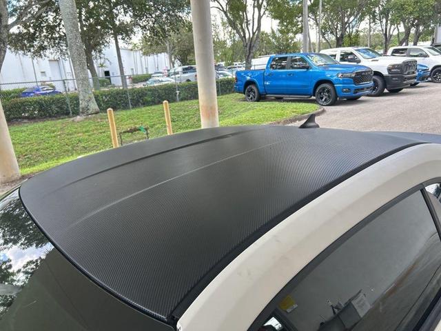 Photo of 2015 Summit White Chevrolet Camaro