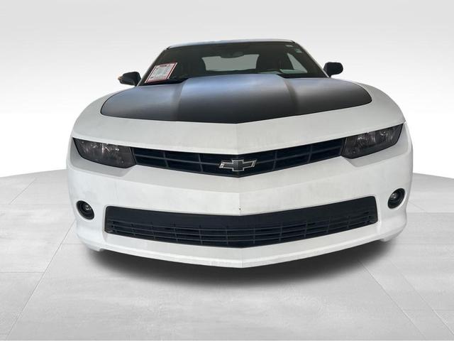 Photo of 2015 Summit White Chevrolet Camaro