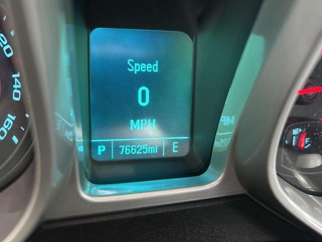 Photo of 2015 Summit White Chevrolet Camaro