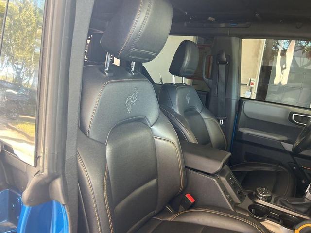 Photo of 2023 Velocity Blue Metallic Ford Bronco