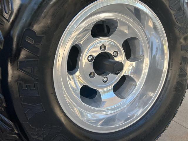 Photo of 2023 Velocity Blue Metallic Ford Bronco