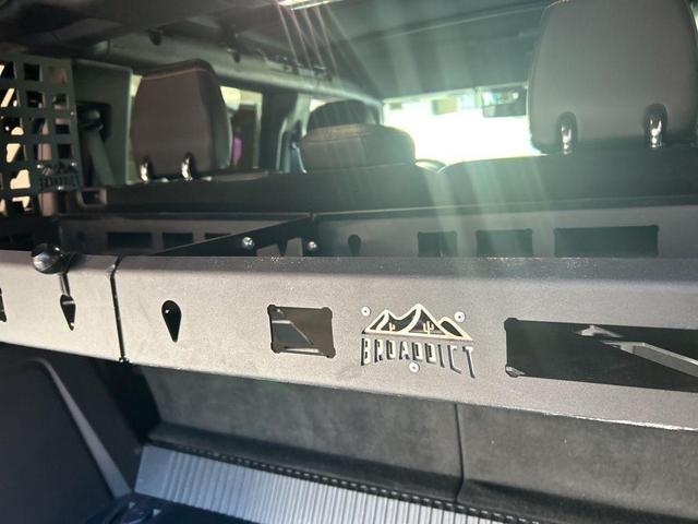 Photo of 2023 Velocity Blue Metallic Ford Bronco