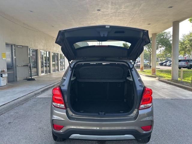 Photo of 2022 Stone Gray Metallic Chevrolet Trax