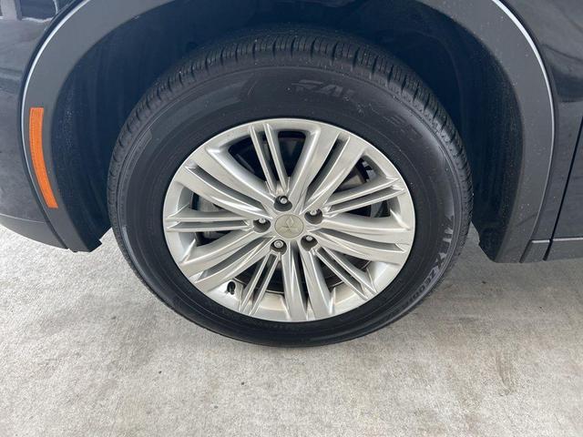 Photo of 2024 Black Mitsubishi Outlander