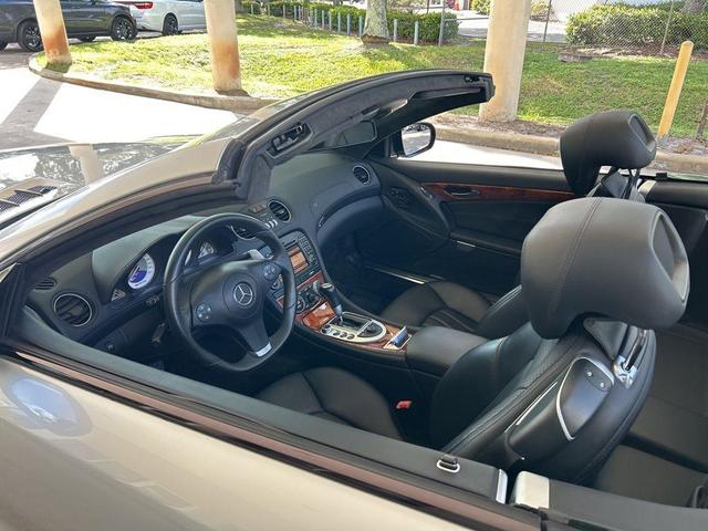 Photo of 2009 Iridium Silver Metallic Mercedes-Benz SL-Class