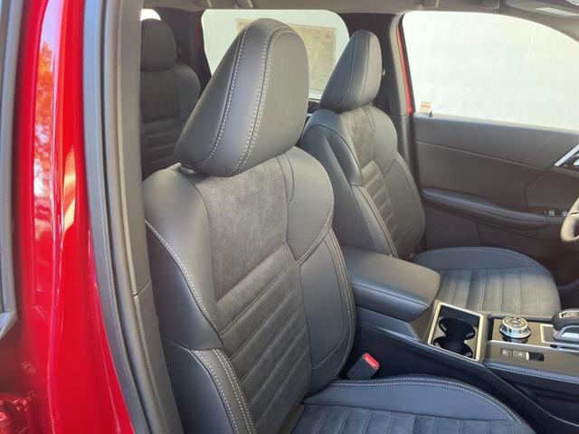 Photo of 2025 Diamond Red Mitsubishi Outlander PHEV