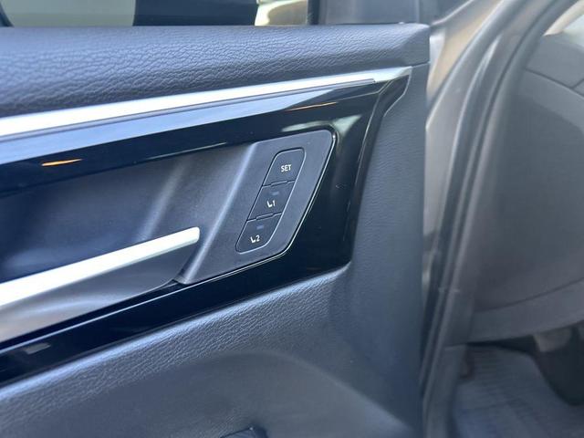 Photo of 2023 Silver Mitsubishi Outlander