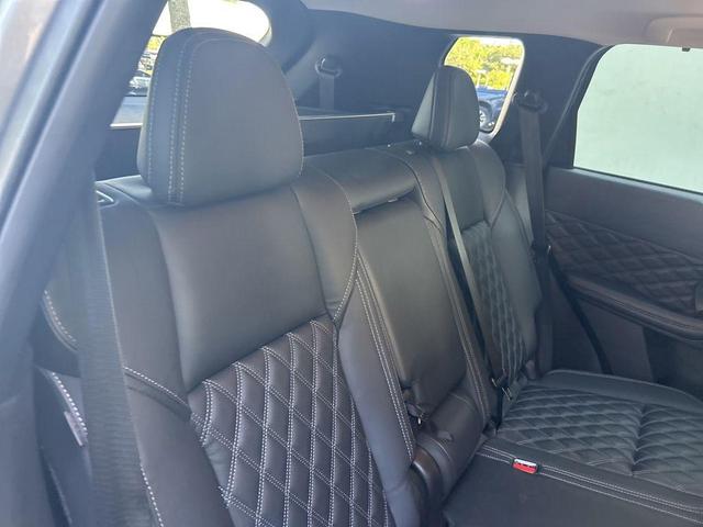 Photo of 2023 Silver Mitsubishi Outlander