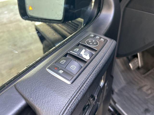 Photo of 2017 Black Mercedes-Benz G-Class