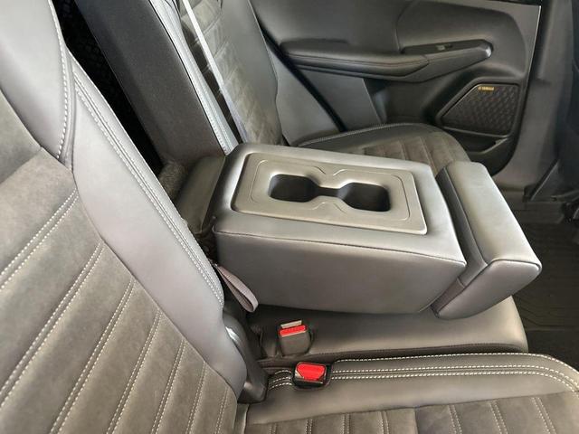 Photo of 2025 Black Mitsubishi Outlander