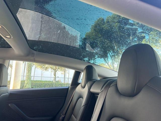 Photo of 2018 Red Multi Tesla Model 3