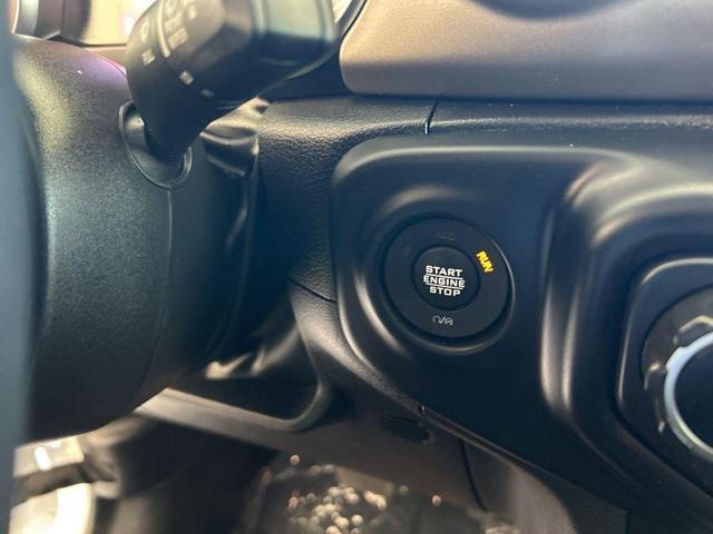 Photo of 2023 Bright White Clearcoat Jeep Gladiator