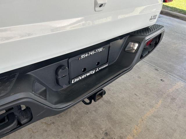 Photo of 2023 Bright White Clearcoat Jeep Gladiator