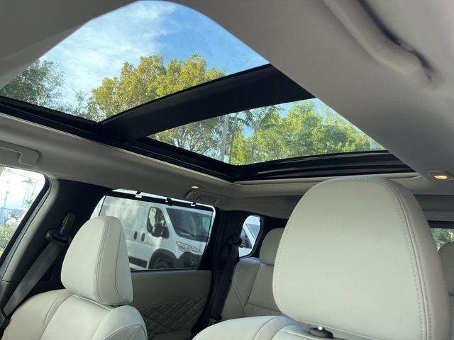 Photo of 2025 Graphite Gray Mitsubishi Outlander PHEV