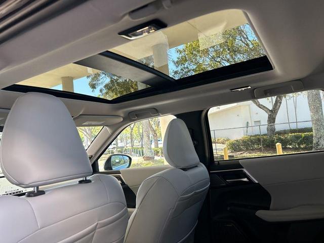 Photo of 2025 Black Diamond Mitsubishi Outlander