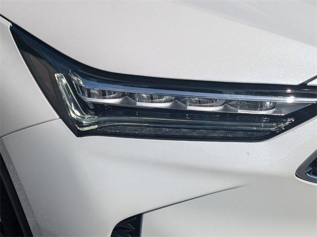 Photo of 2025 White Acura MDX