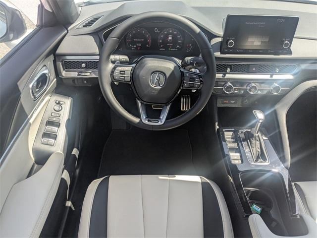 Photo of 2025 Platinum White Pearl Acura Integra