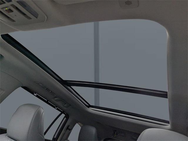 Photo of 2024 Celestial Silver Metallic Toyota Highlander