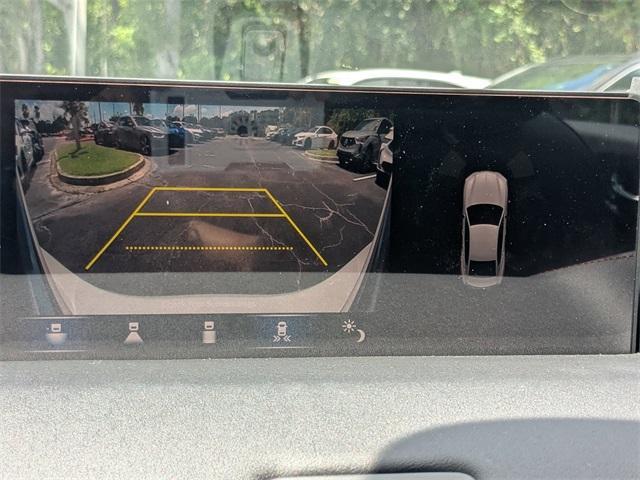 Photo of 2025 Platinum White Pearl Acura TLX