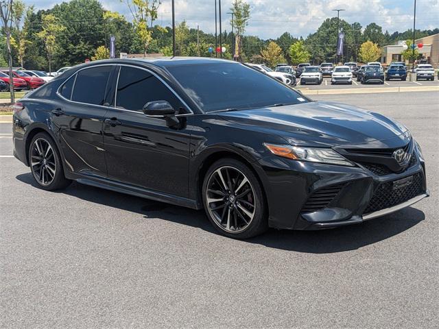 Photo of 2018 Black Toyota Camry