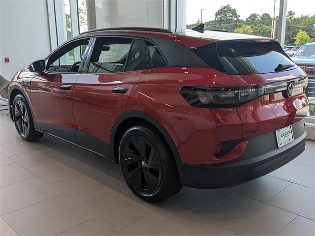 Photo of 2025 Aurora Red Metallic Volkswagen ID.4