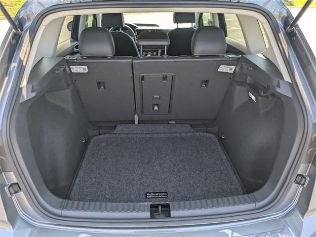 Photo of 2024 Platinum Gray Metallic Volkswagen Taos