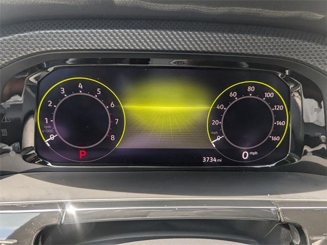 Photo of 2025 Silver Mist Metallic Volkswagen Atlas Cross Sport