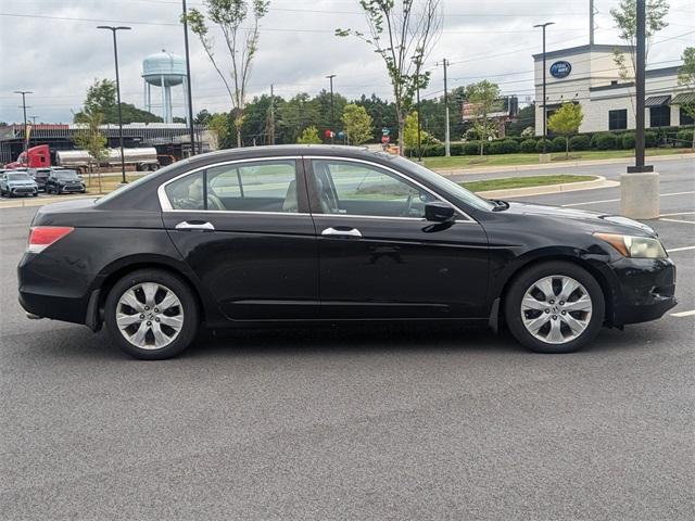 Photo of 2010 Crystal Black Pearl Honda Accord