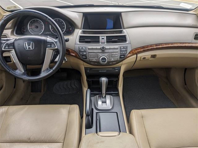 Photo of 2010 Crystal Black Pearl Honda Accord