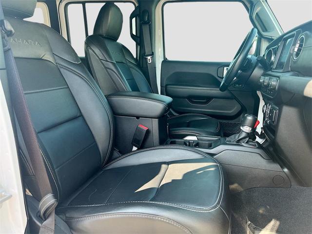 Photo of 2021 Bright White Clearcoat Jeep Wrangler Unlimited