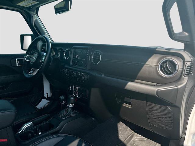 Photo of 2021 Bright White Clearcoat Jeep Wrangler Unlimited