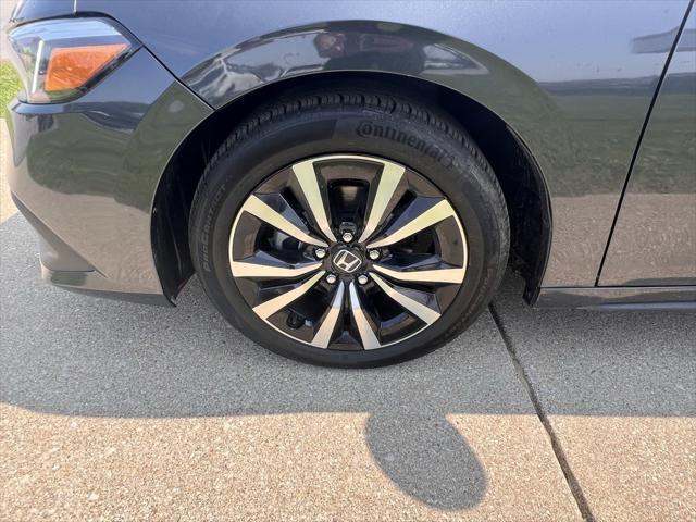 Photo of 2024 Gray Honda Civic