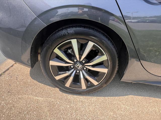 Photo of 2024 Gray Honda Civic