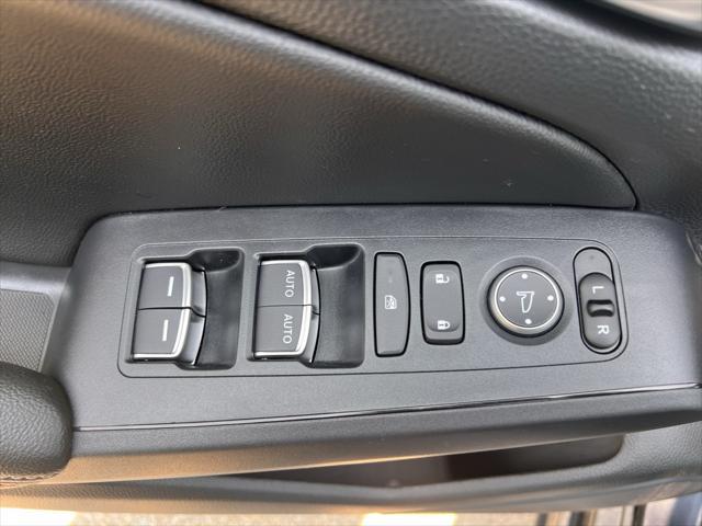Photo of 2024 Gray Honda Civic