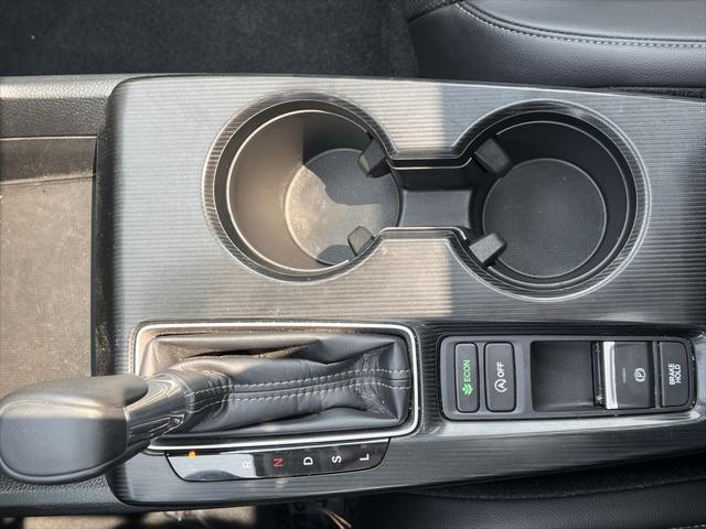 Photo of 2024 Gray Honda Civic