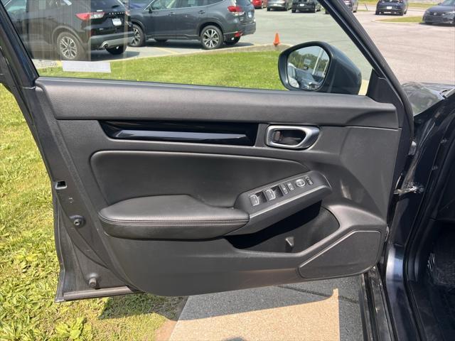 Photo of 2024 Gray Honda Civic