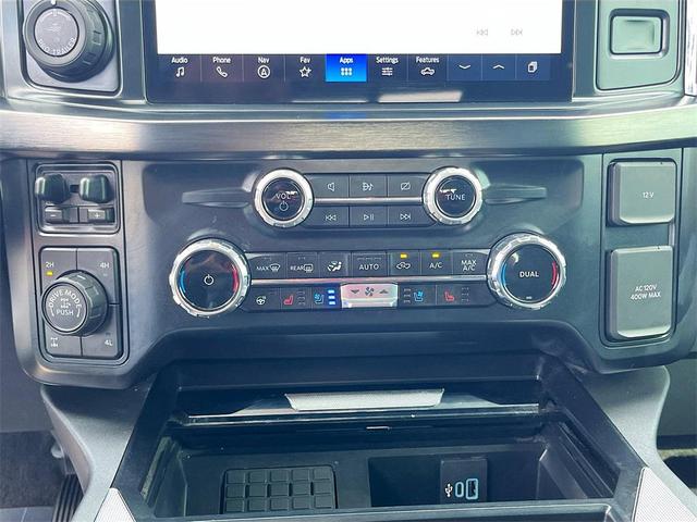 Photo of 2023 Agate Black Metallic Ford F-250