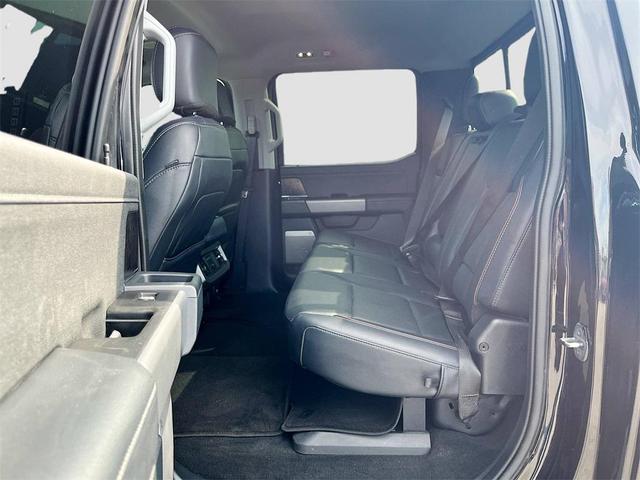 Photo of 2023 Agate Black Metallic Ford F-250