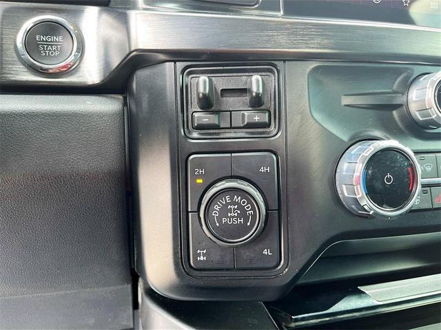 Photo of 2023 Agate Black Metallic Ford F-250